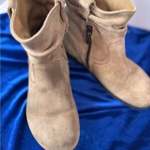 Birkenstock Sarnia Tan Suede Moto Boot